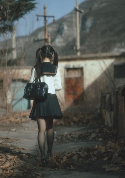 凶猛的办公室_超清超清免费观看