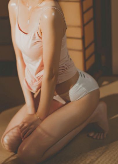 年轻邻居_高清直播在线观看